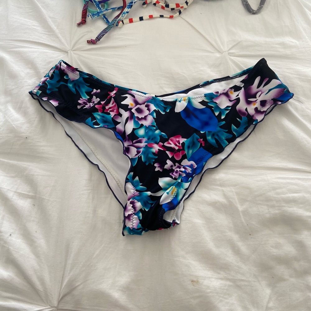 bikini bottoms
